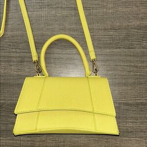 Elegant Lime Green Handbag